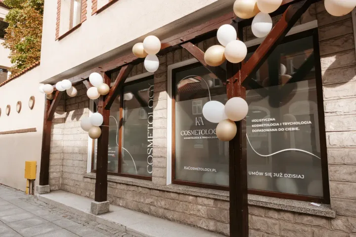 Wejście do gabinetu Ka.Cosmetology